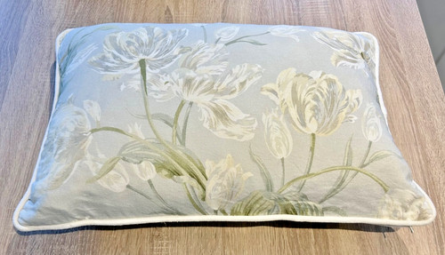 Laura ashley gosford - laura,