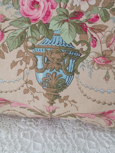 Huge laura ashley handmade - huge,