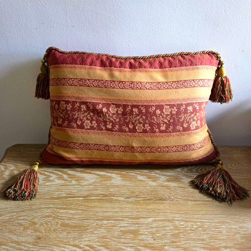 Rectangular jaquard and - and, velvet