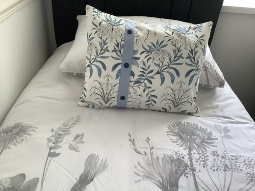 Laura ashley fabric parterre - ashley,