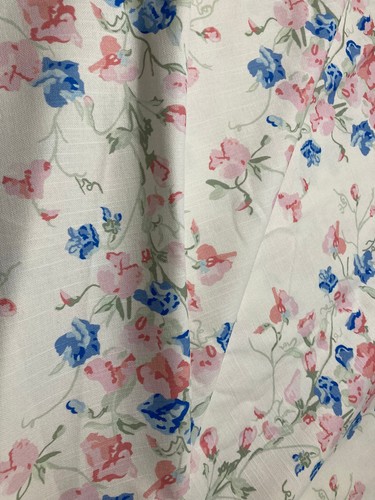 Laura ashley - laura,