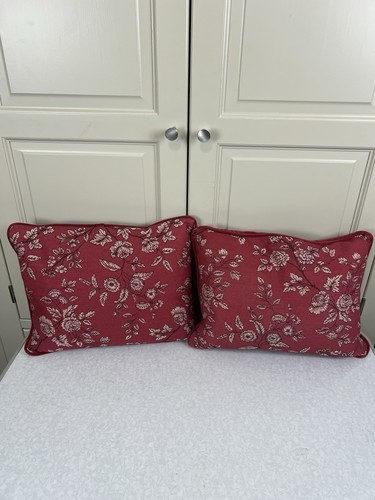 Pair laura ashley cushions - ,