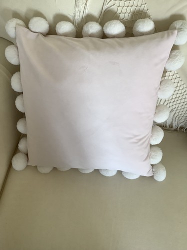 One laura ashley pink pom - pink,