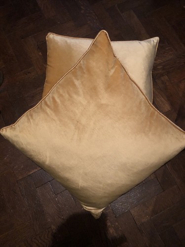 Laura ashley nigella - x,