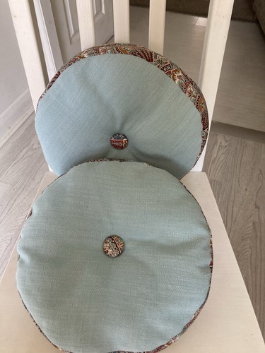 Round handmade cushions - 2, a