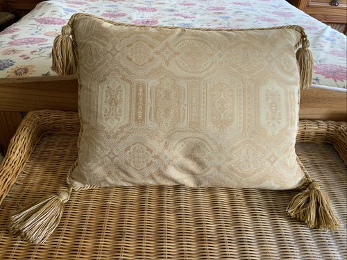 Vintage laura ashley tamarind - laura,