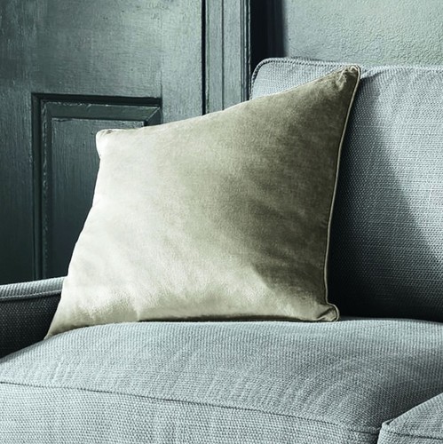 Laura ashley nigella - laura,