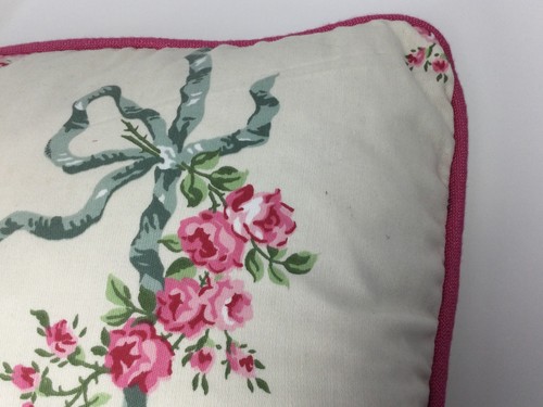 Laura ashley vintage - 16",